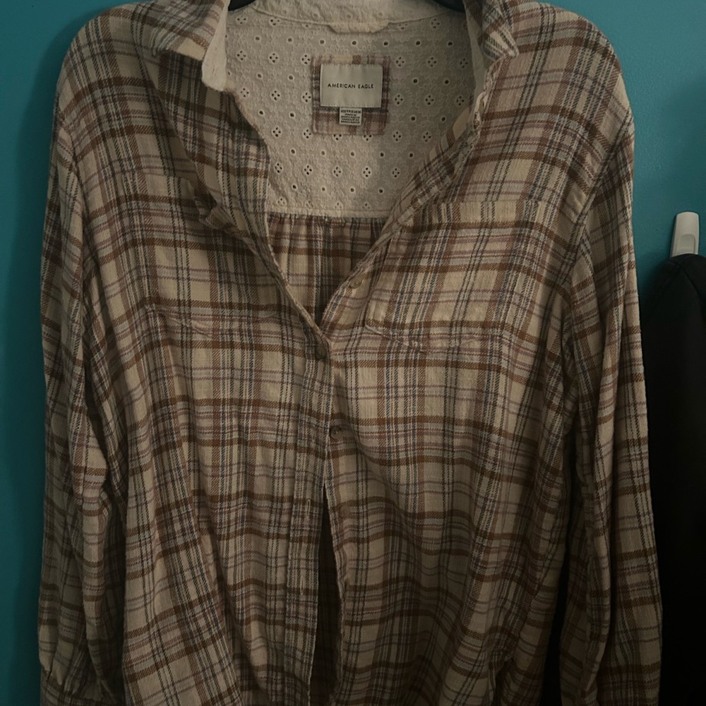 American Eagle Cream and Brown Plaid Shirt